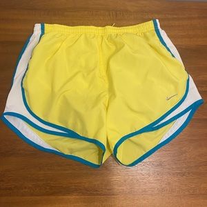 Nike Tempo Shorts Yellow/Blue